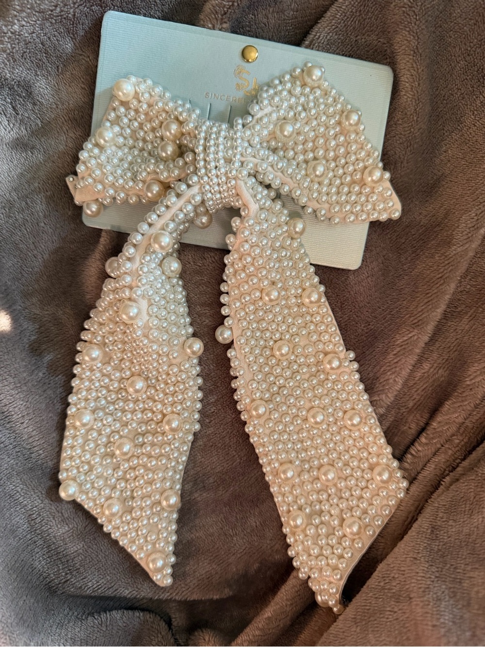 Sincerly Jules Pearl Bow Hair Clip - Cream